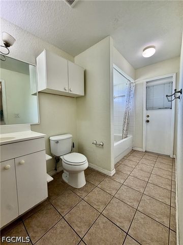 1019 Angelo AVE, Lehigh Acres, FL 33971