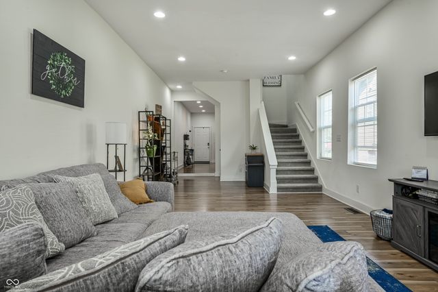 208 N Randolph Street, Indianapolis, IN 46201