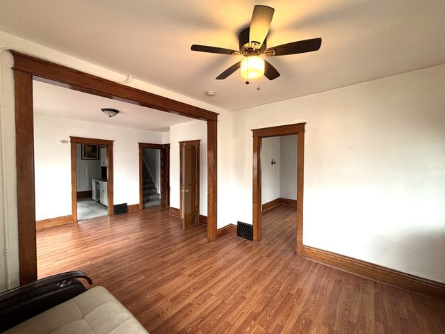 504 5th Avenue, Aurora, IL 60505