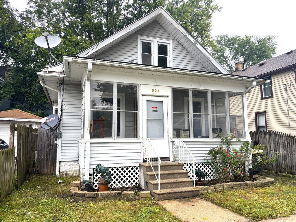 504 5th Avenue, Aurora, IL 60505