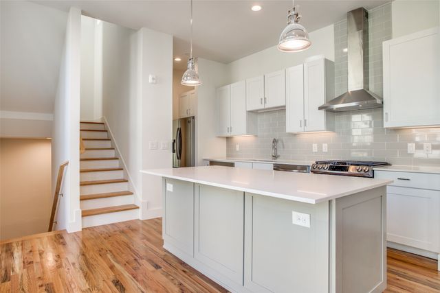 2128 Ashby Street 705, Dallas, TX 75204