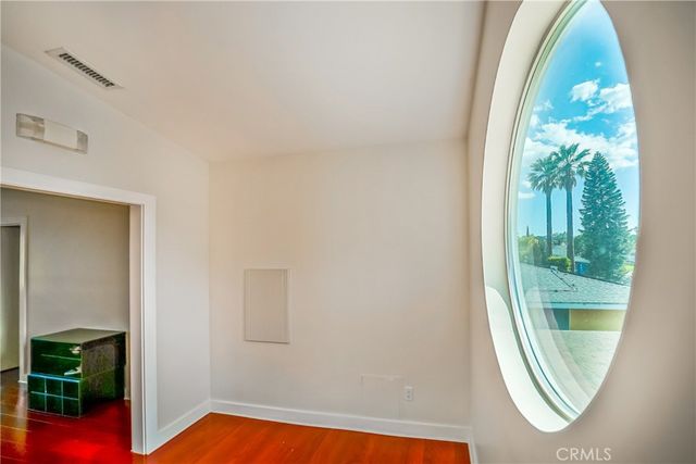 5512 Leghorn, Sherman Oaks, CA 91401