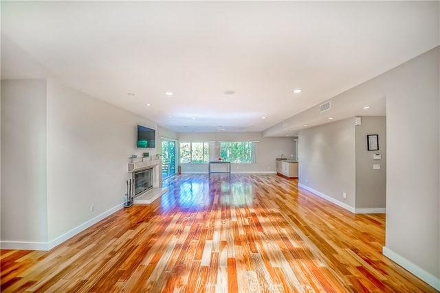 5512 Leghorn, Sherman Oaks, CA 91401