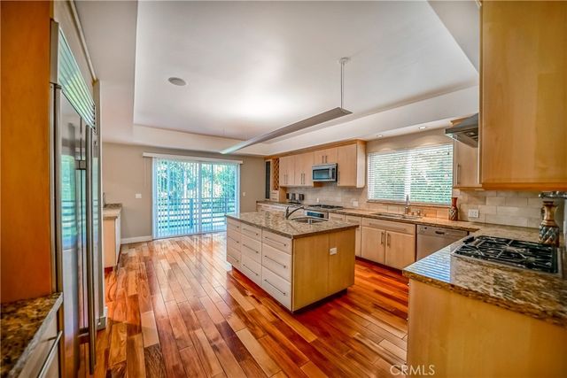 5512 Leghorn, Sherman Oaks, CA 91401