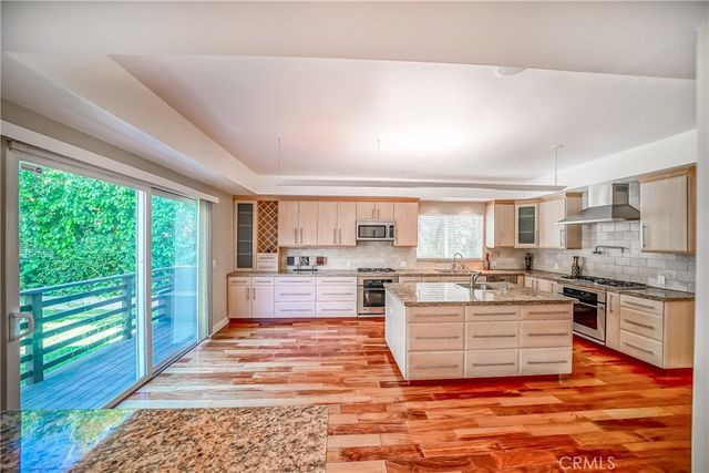 5512 Leghorn, Sherman Oaks, CA 91401
