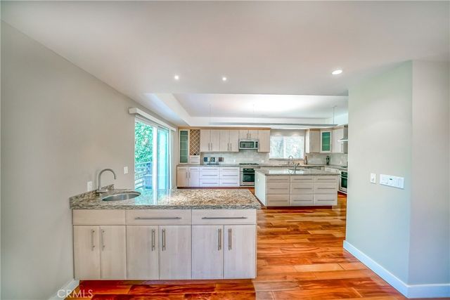 5512 Leghorn, Sherman Oaks, CA 91401