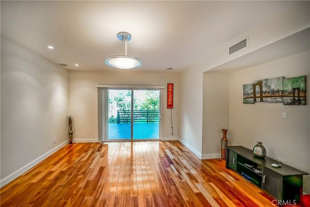 5512 Leghorn, Sherman Oaks, CA 91401