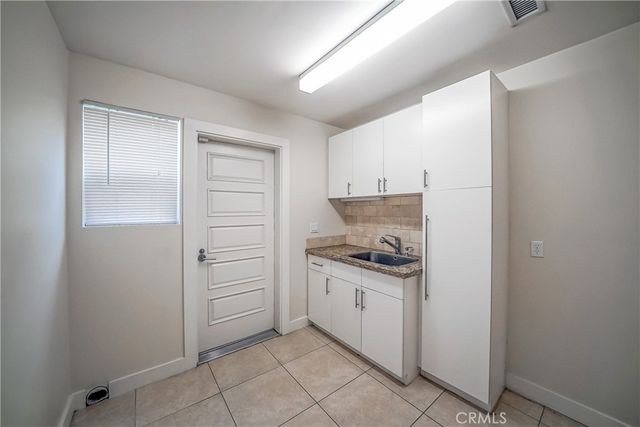 5512 Leghorn, Sherman Oaks, CA 91401