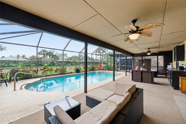 2580 SW Bayshore Blvd, Port St. Lucie, FL 34984