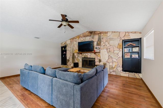 2580 SW Bayshore Blvd, Port St. Lucie, FL 34984