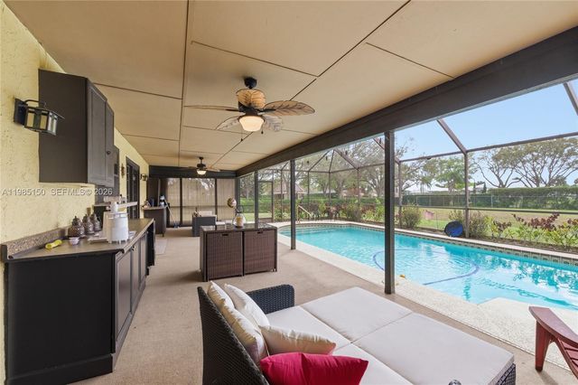 2580 SW Bayshore Blvd, Port St. Lucie, FL 34984