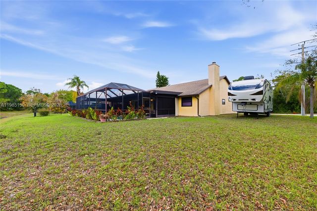 2580 SW Bayshore Blvd, Port St. Lucie, FL 34984