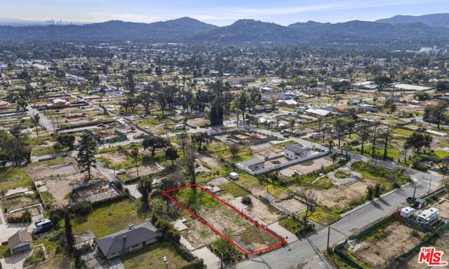 50 Marathon Road, Altadena, CA 91001