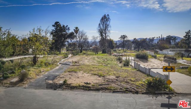 50 Marathon Road, Altadena, CA 91001