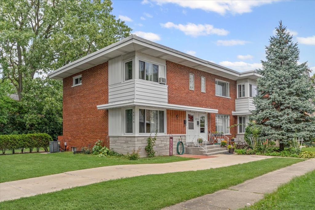 4836 Kirk Street B, Skokie, IL 60077