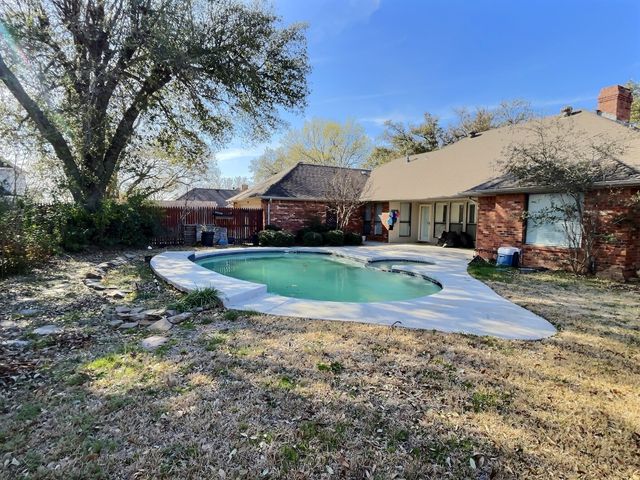 526 Sierra Drive, Desoto, TX 75115