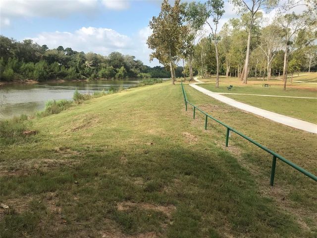 32707 Waterfowl Drive, Fulshear, TX 77441