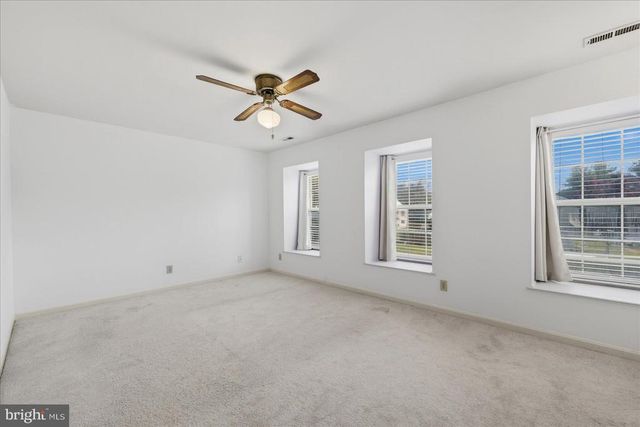 5129 DOMINION DR, Fredericksburg, VA 22407