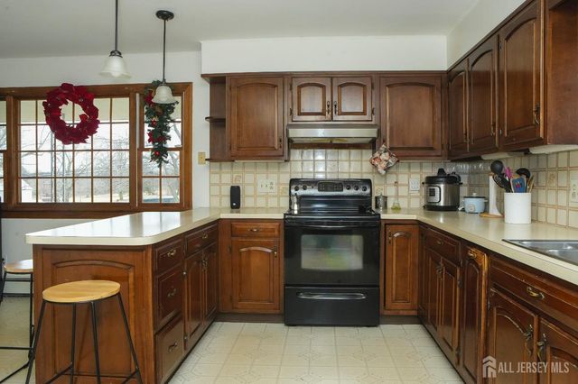 168 Line Road, West Windsor, NJ 08550