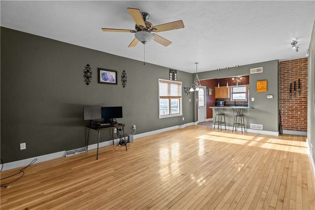 304 Reed St, Jeannette, PA 15644