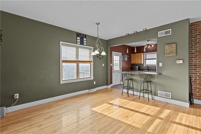 304 Reed St, Jeannette, PA 15644