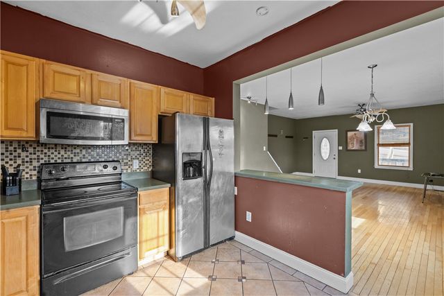 304 Reed St, Jeannette, PA 15644