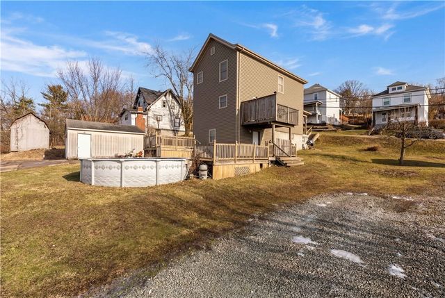 304 Reed St, Jeannette, PA 15644