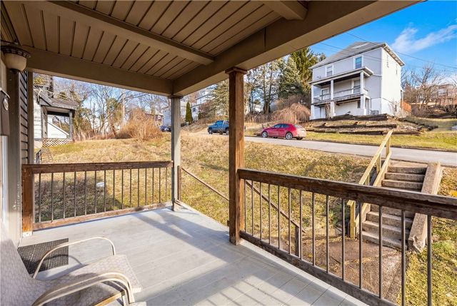 304 Reed St, Jeannette, PA 15644