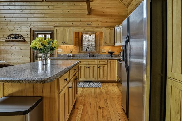 268 Oak Ledge Road, Morganton, GA 30560