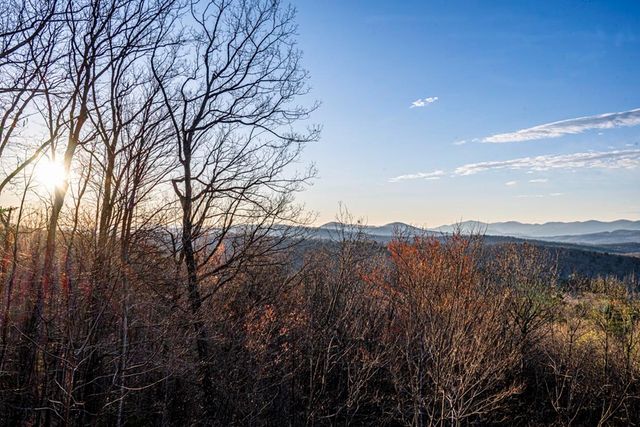 268 Oak Ledge Road, Morganton, GA 30560