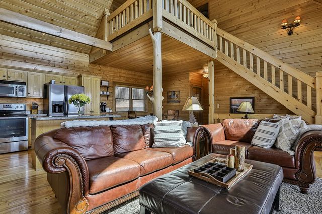 268 Oak Ledge Road, Morganton, GA 30560