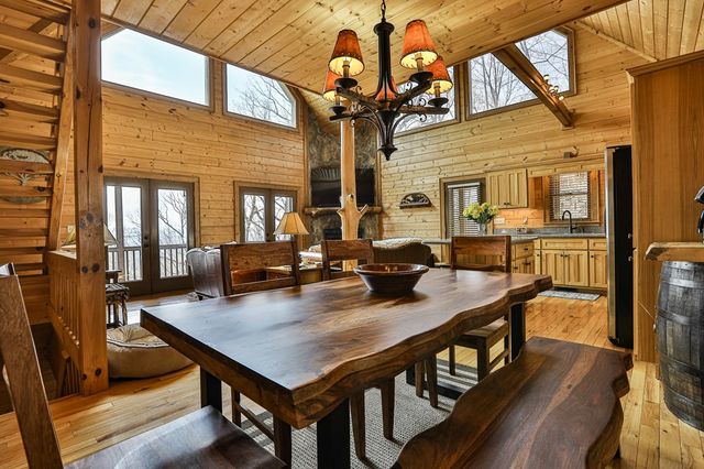 268 Oak Ledge Road, Morganton, GA 30560