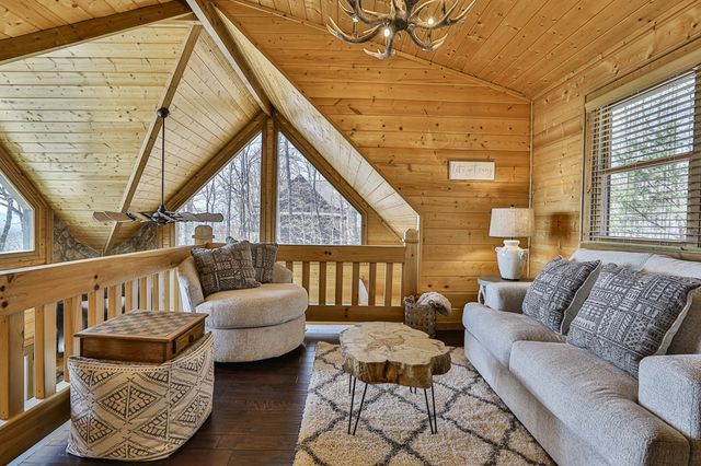 268 Oak Ledge Road, Morganton, GA 30560