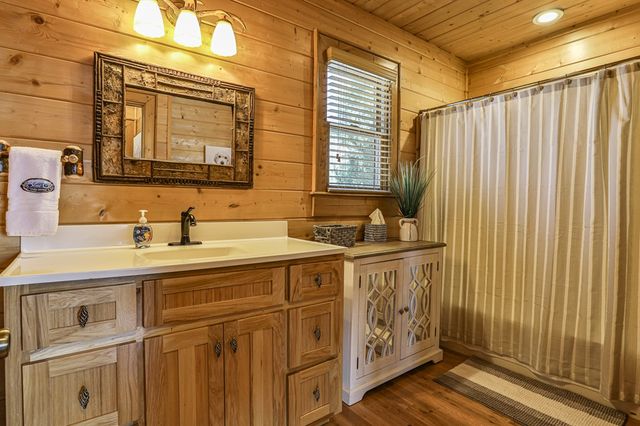 268 Oak Ledge Road, Morganton, GA 30560