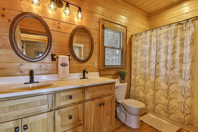 268 Oak Ledge Road, Morganton, GA 30560