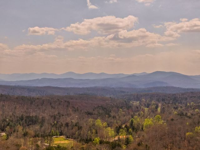 268 Oak Ledge Road, Morganton, GA 30560