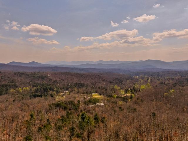 268 Oak Ledge Road, Morganton, GA 30560