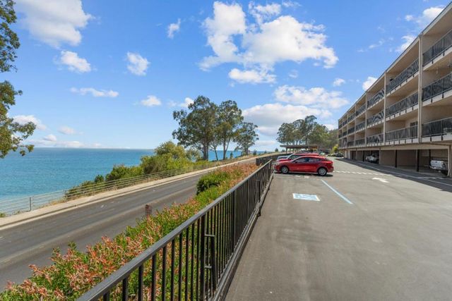 870 Park Avenue 110, Capitola, CA 95010