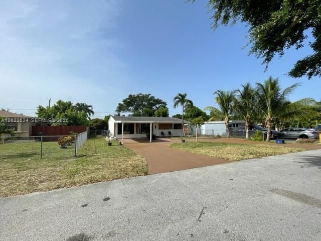 6141 Wiley St, Hollywood, FL 33023
