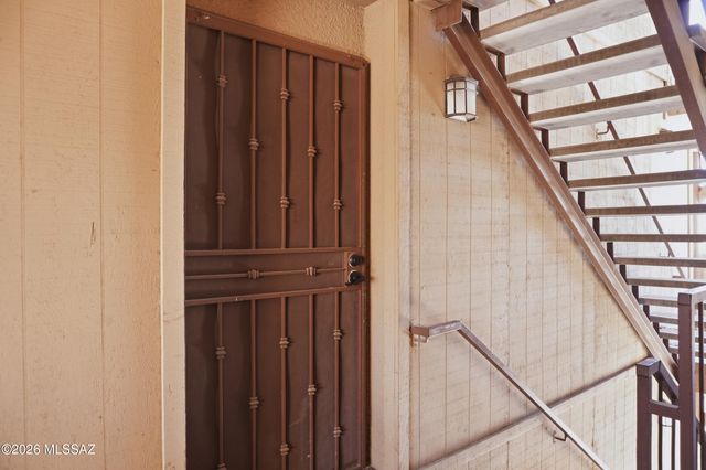 1810 E Blacklidge Dr Apt 416, Tucson, AZ 85719
