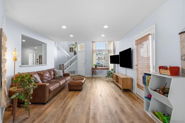 1883 Timber Trail, Vista, CA 92081