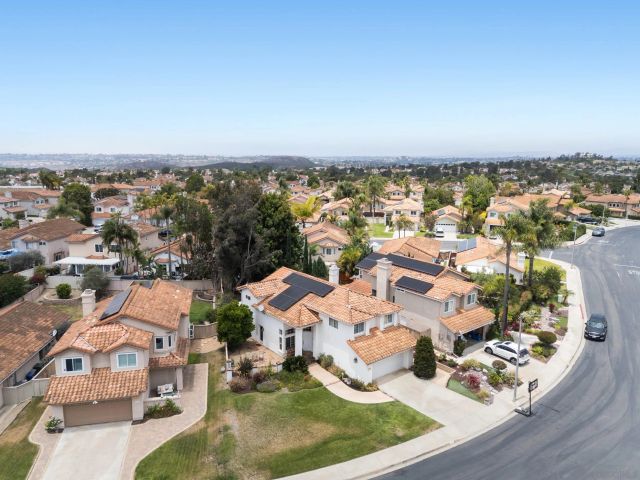 1883 Timber Trail, Vista, CA 92081