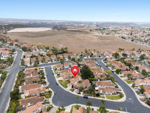 1883 Timber Trail, Vista, CA 92081