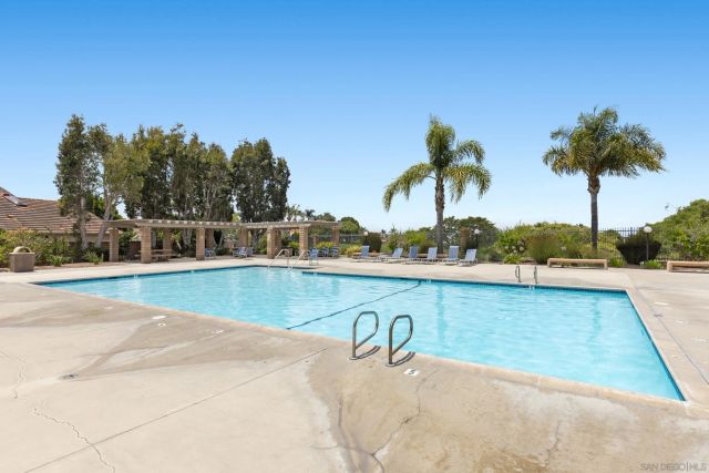 1883 Timber Trail, Vista, CA 92081