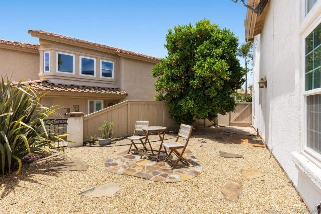 1883 Timber Trail, Vista, CA 92081