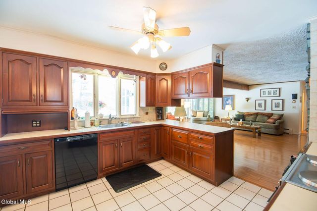 3 Orton Drive, Warrensburg, NY 12885