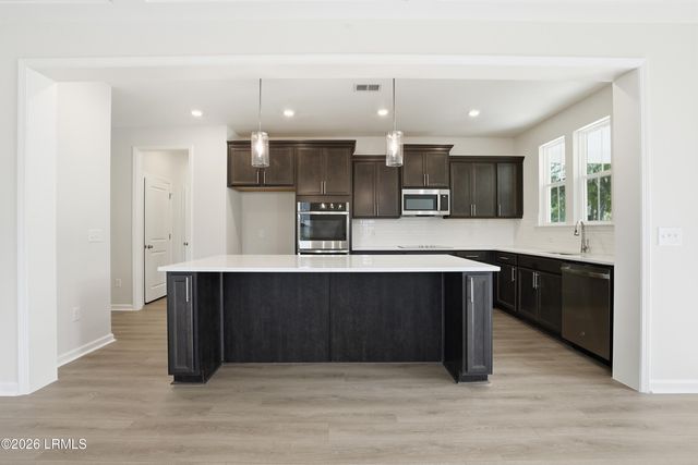 200 Thistle Lane, Beaufort, SC 29907