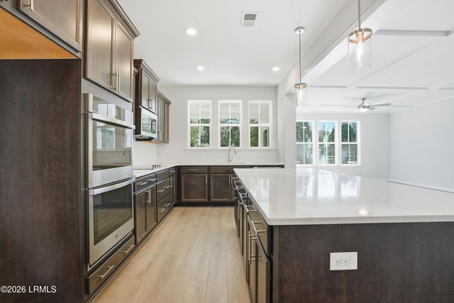 200 Thistle Lane, Beaufort, SC 29907