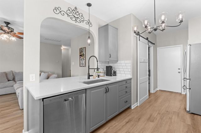 338 Altamont ST, Hutto, TX 78634