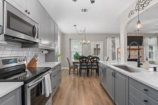 338 Altamont ST, Hutto, TX 78634